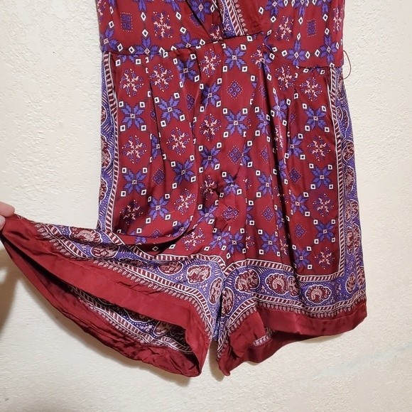 SANDRO Floral-print Short-sleeved Satin Playsuit - Picture 6 of 16